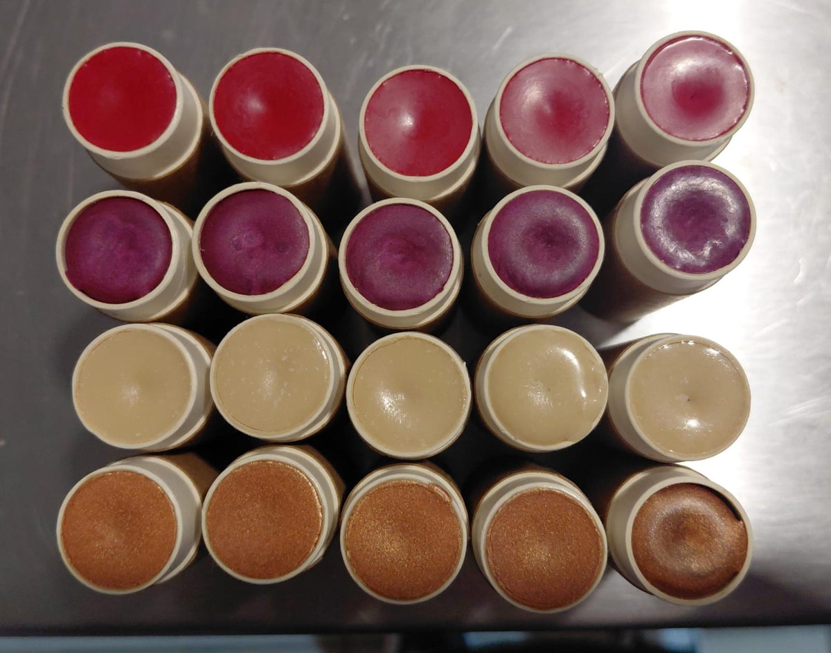 Barra 3 en 1 (labial, rubor sombra) con Vitamina E y 30FPS Tono Bronzer